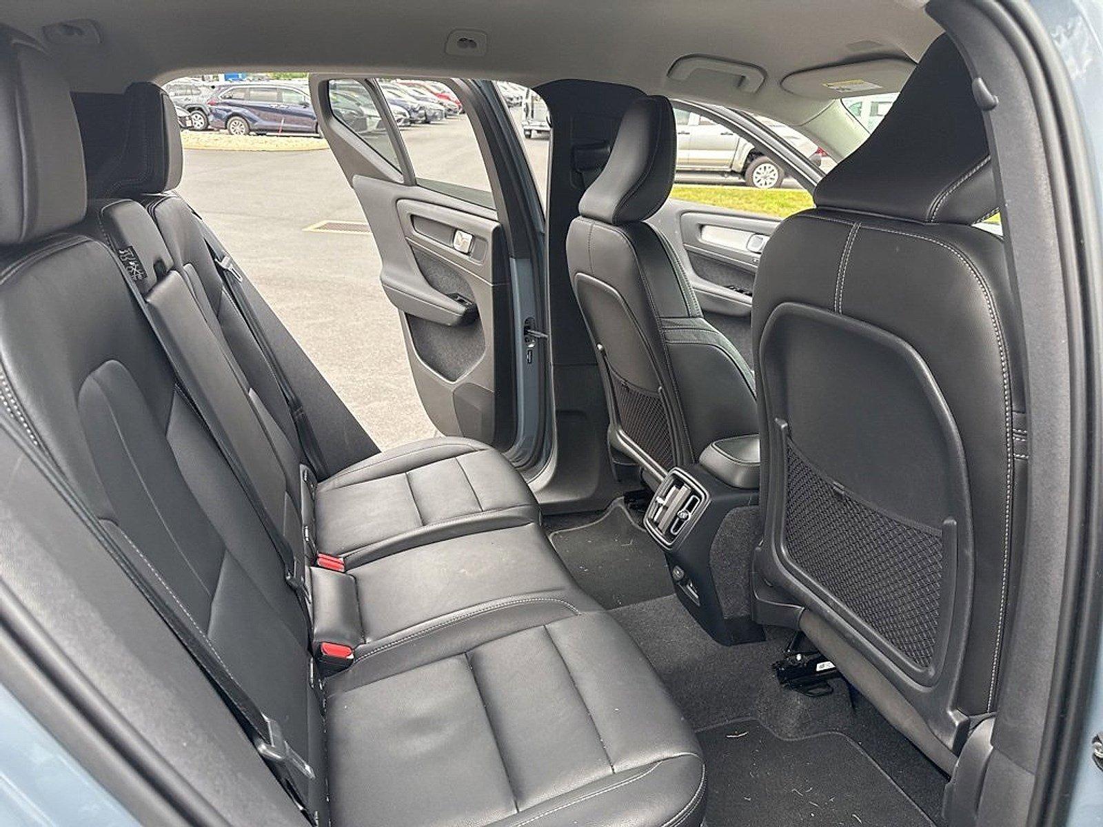 2021 Volvo XC40 Vehicle Photo in Harrisburg, PA 17111