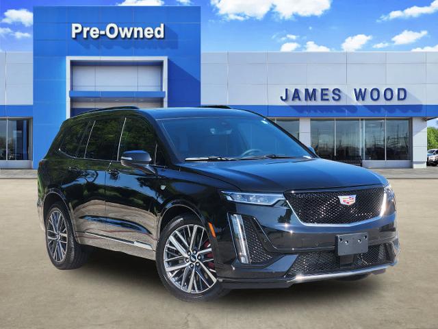2024 Cadillac XT6 Vehicle Photo in DENTON, TX 76210-9321