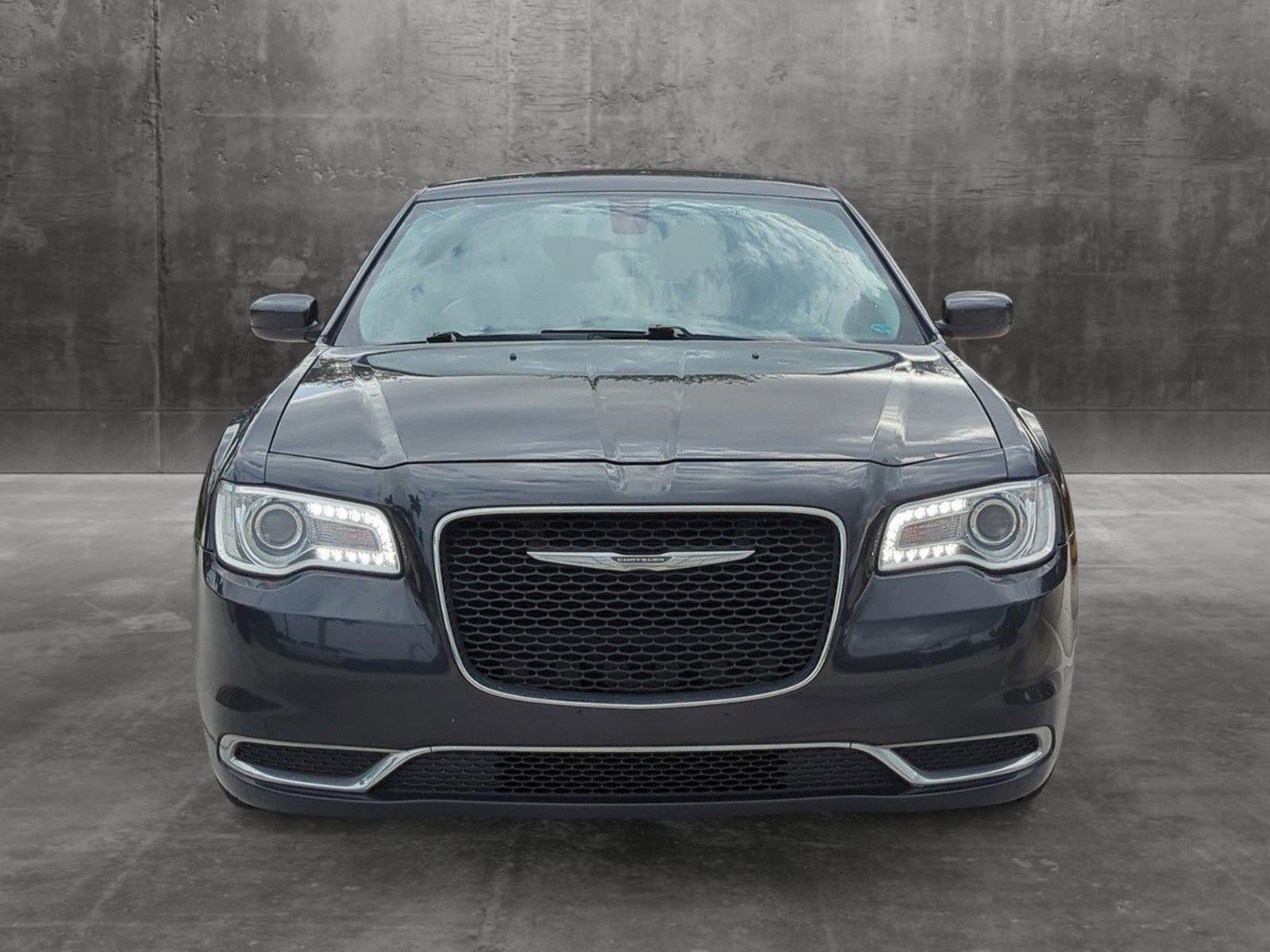 2016 Chrysler 300 Vehicle Photo in Pembroke Pines, FL 33027