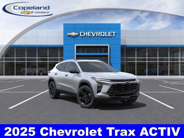 2025 Chevrolet Trax Vehicle Photo in BROCKTON, MA 02301-7113