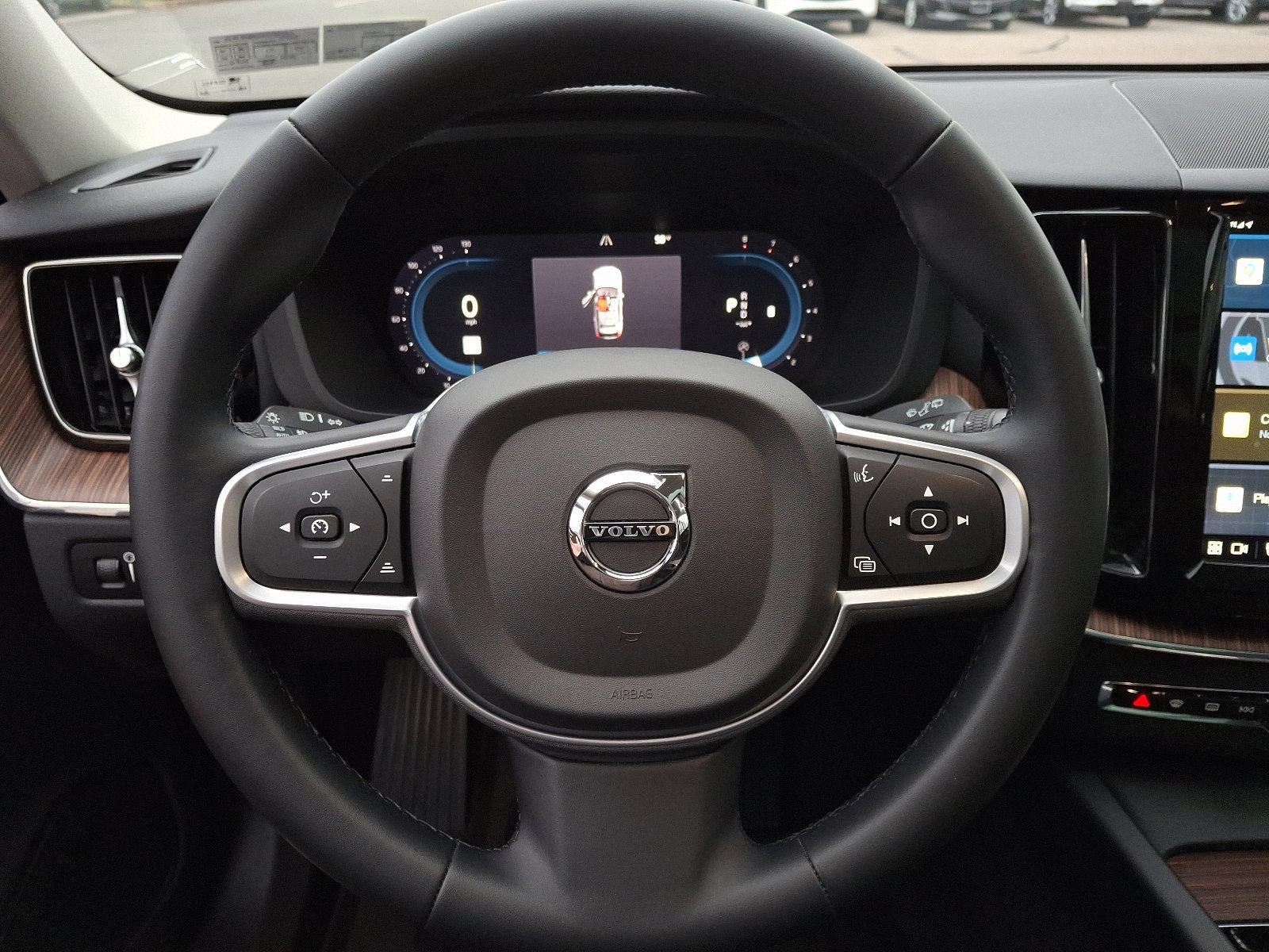 2022 Volvo XC60 Vehicle Photo in Trevose, PA 19053