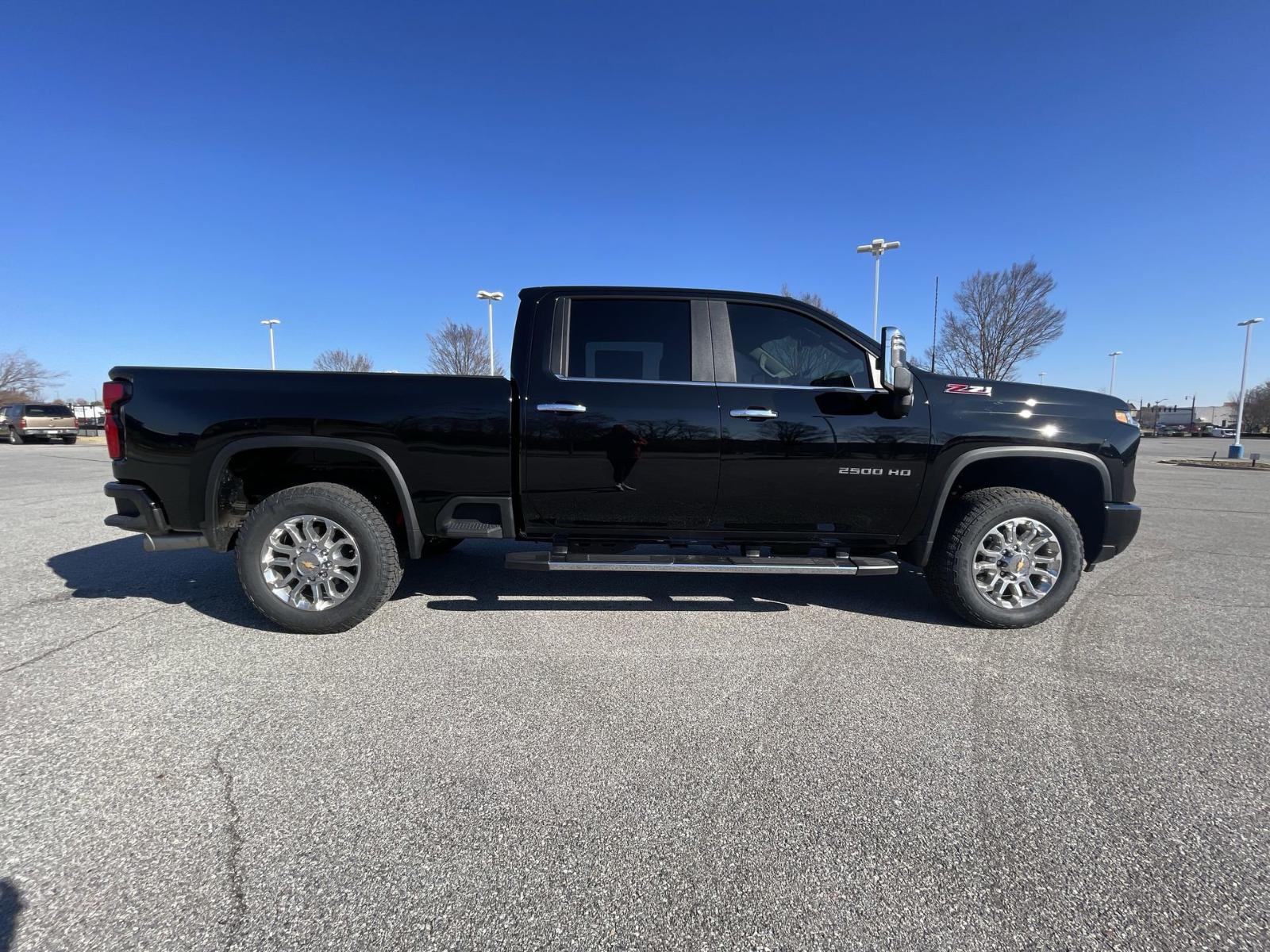 2025 Chevrolet Silverado 2500 HD Vehicle Photo in BENTONVILLE, AR 72712-4322