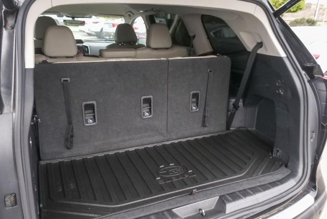 2021 Subaru Ascent Vehicle Photo in VENTURA, CA 93003-8585