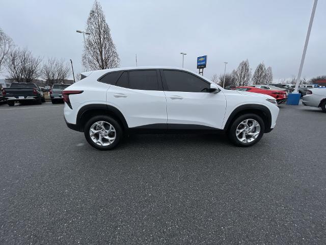 2024 Chevrolet Trax Vehicle Photo in BENTONVILLE, AR 72712-4322