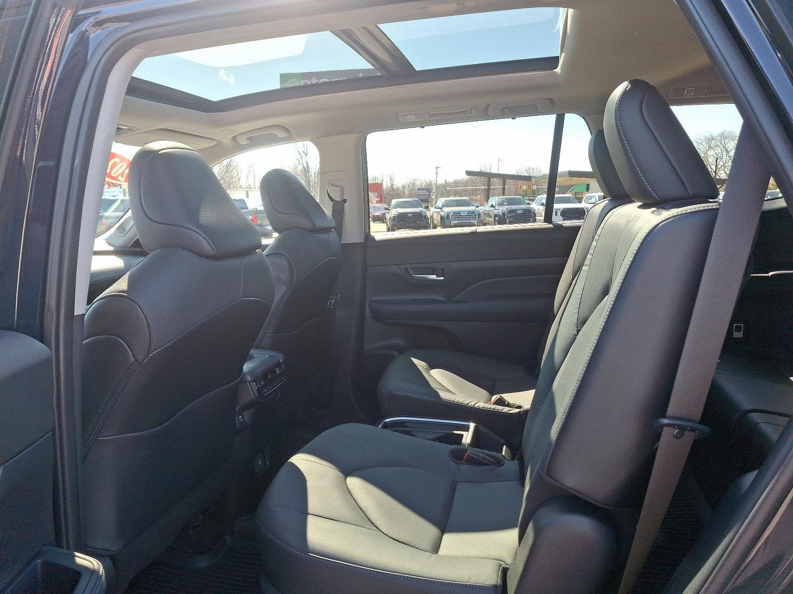 2024 Toyota Grand Highlander Vehicle Photo in Trevose, PA 19053
