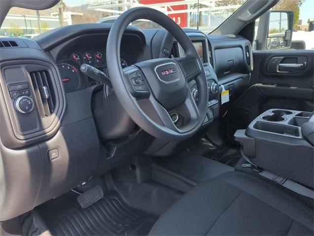 2025 GMC Sierra 2500 HD Vehicle Photo in PASADENA, CA 91107-3803