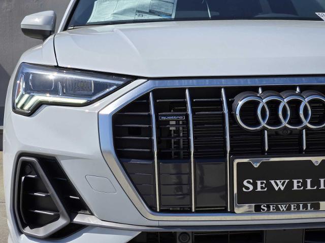 2025 Audi Q3 Vehicle Photo in SUGAR LAND, TX 77478