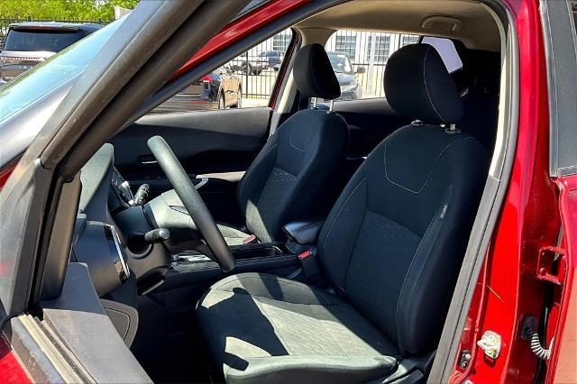 2024 Nissan Kicks Vehicle Photo in Grapevine, TX 76051