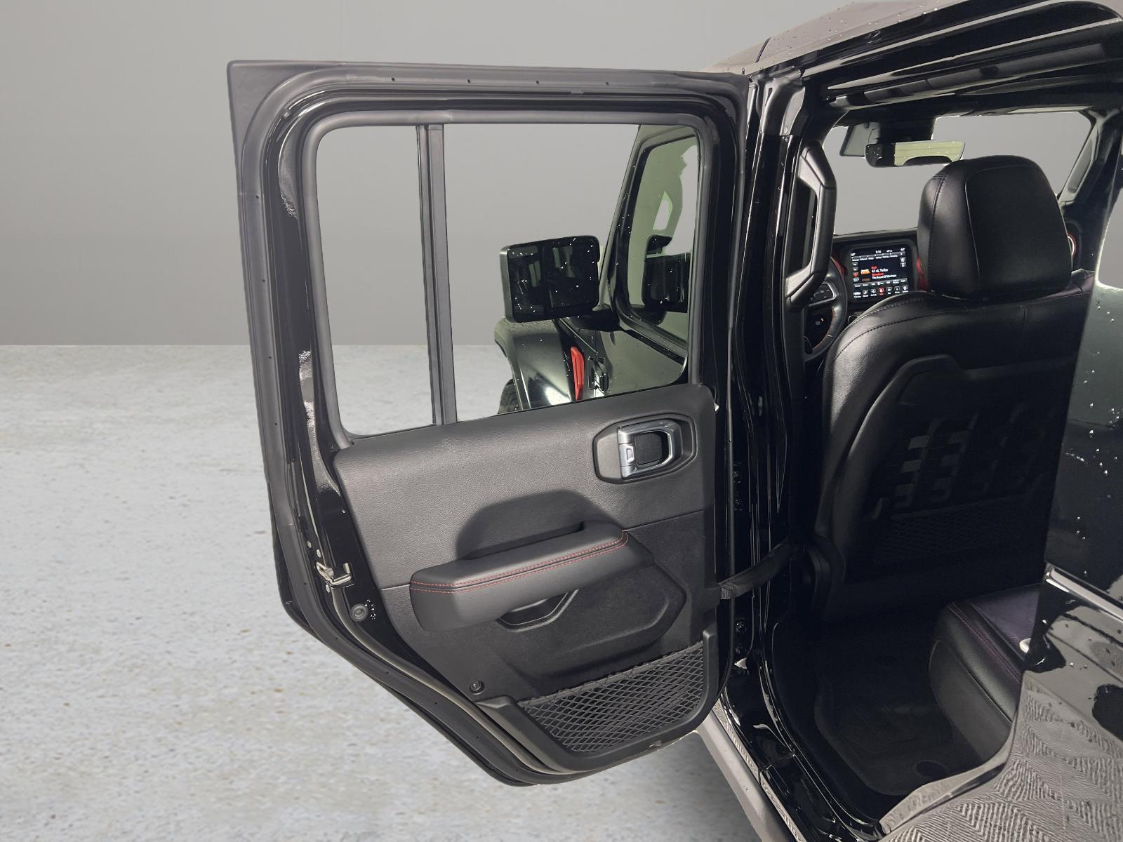 2021 Jeep Gladiator Vehicle Photo in GEORGETOWN, TX 78626-7508