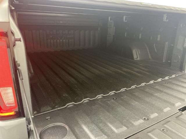 2025 GMC Sierra 1500 Vehicle Photo in GILBERT, AZ 85297-0402