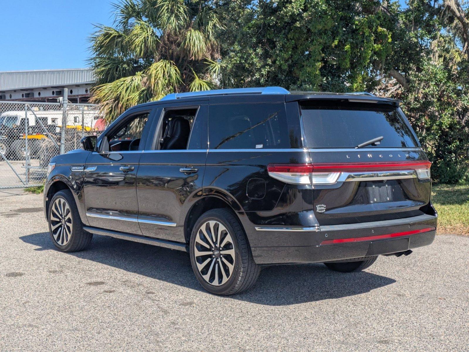 2022 Lincoln Navigator Vehicle Photo in Sarasota, FL 34231
