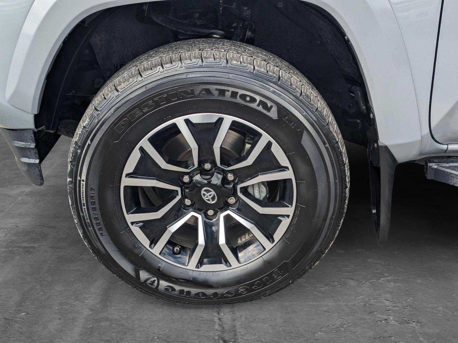 2021 Toyota Tacoma 2WD Vehicle Photo in Bradenton, FL 34207