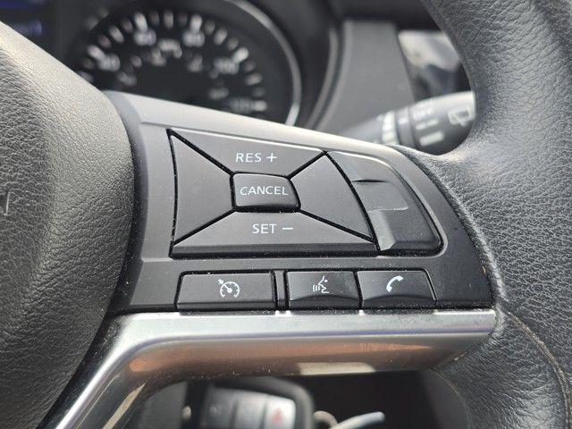 2020 Nissan Rogue Vehicle Photo in Pleasant Hills, PA 15236