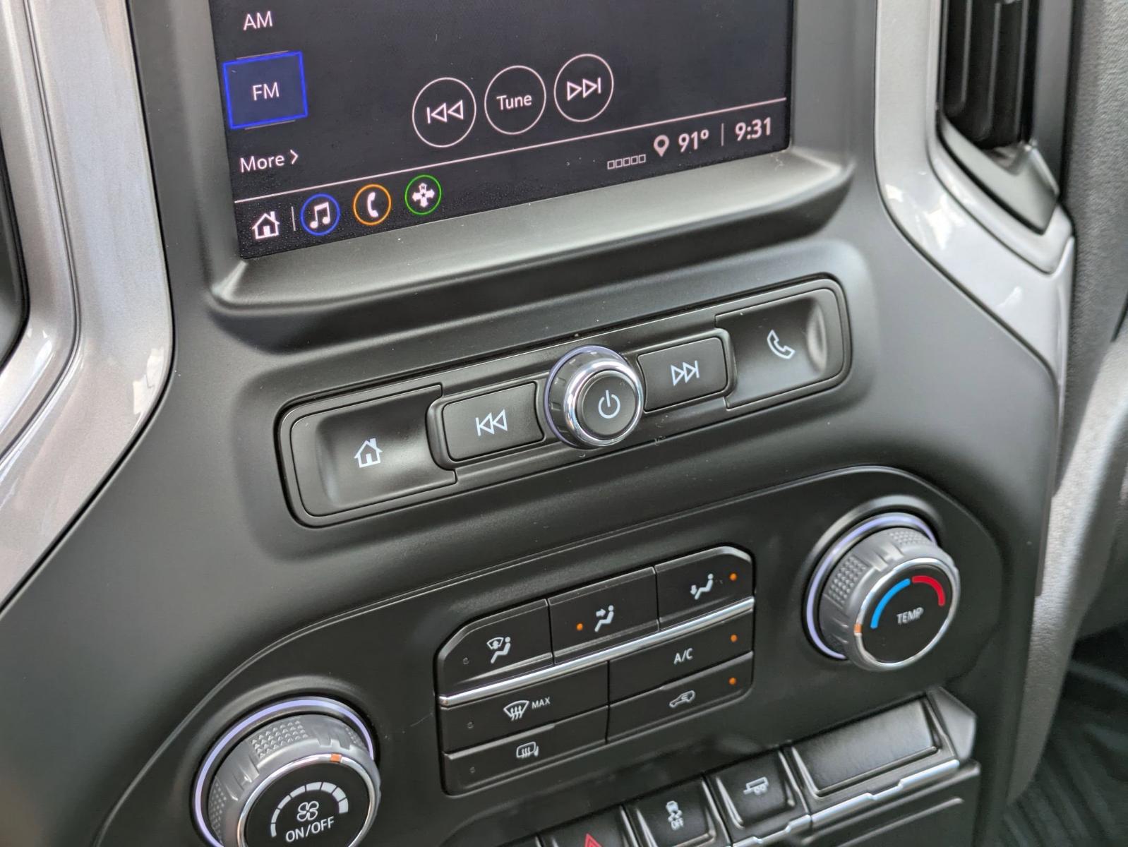2024 Chevrolet Silverado 1500 Vehicle Photo in SELMA, TX 78154-1460