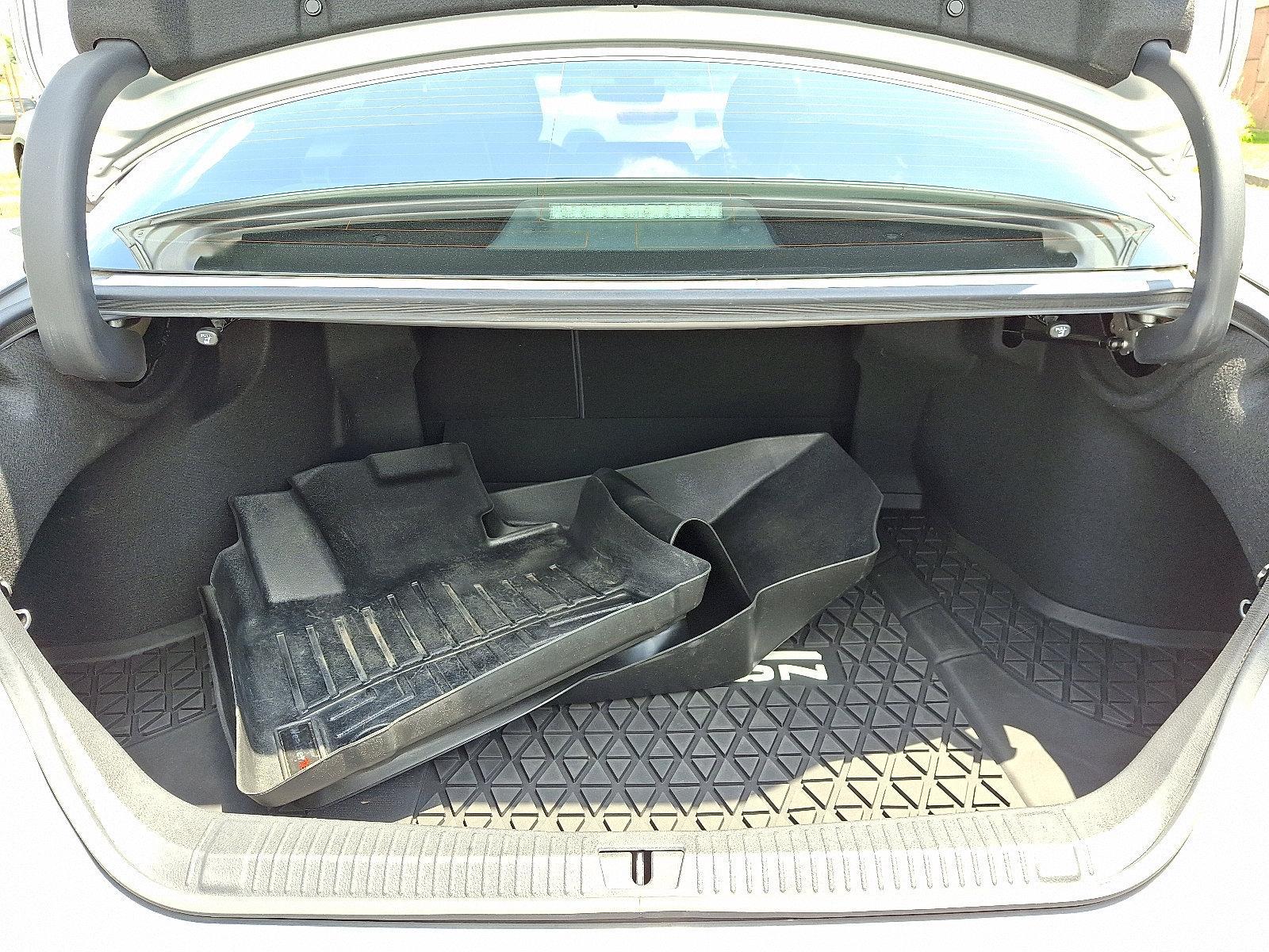 2019 Toyota Avalon Vehicle Photo in Lancaster, PA 17601