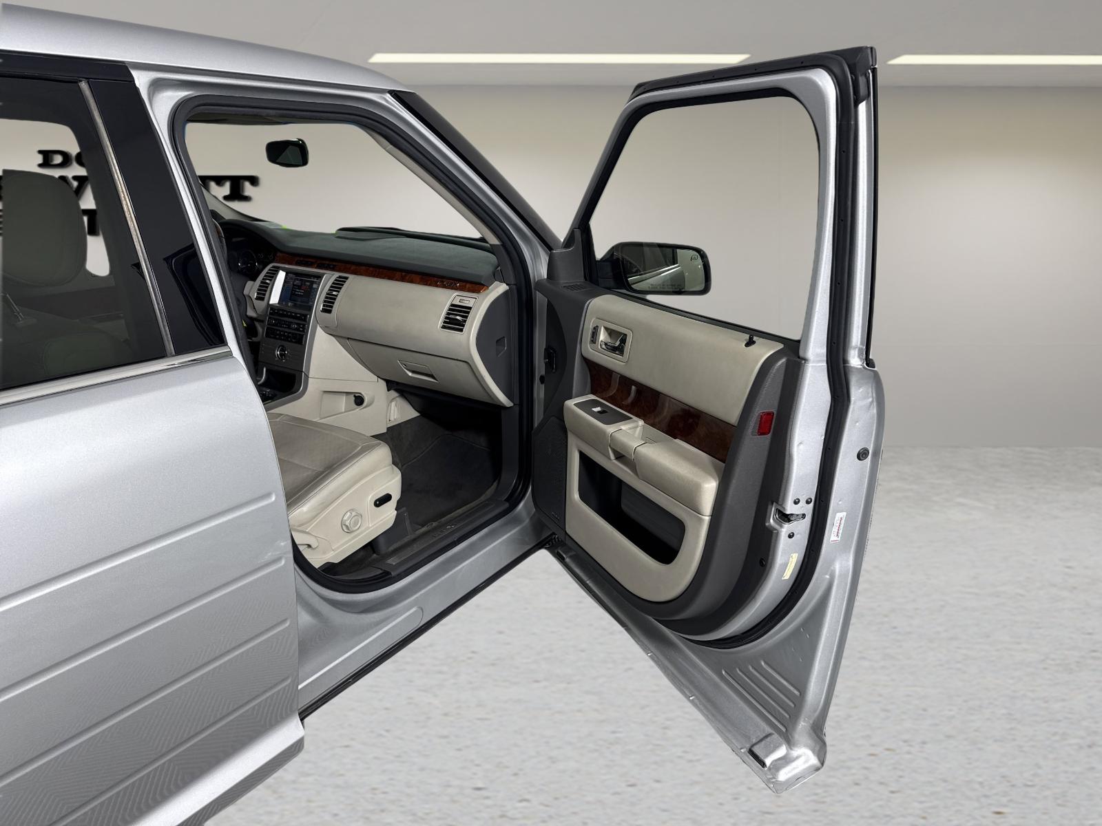2011 Ford Flex Vehicle Photo in GEORGETOWN, TX 78626-7508