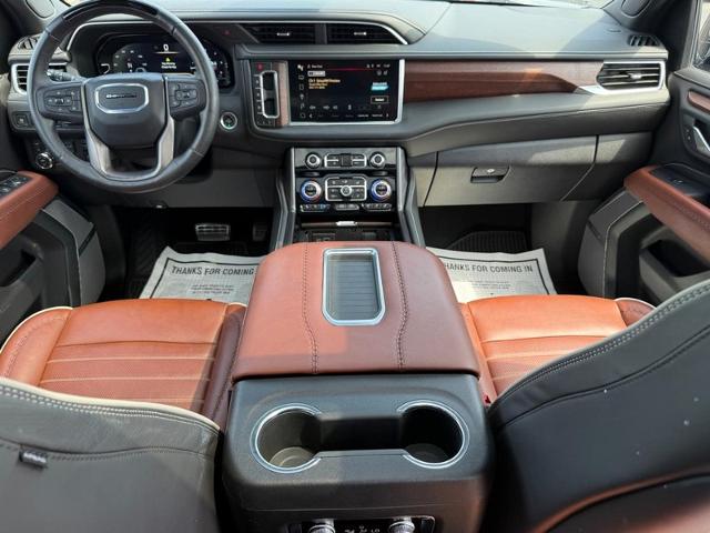 2024 GMC Yukon Vehicle Photo in COLUMBIA, MO 65203-3903