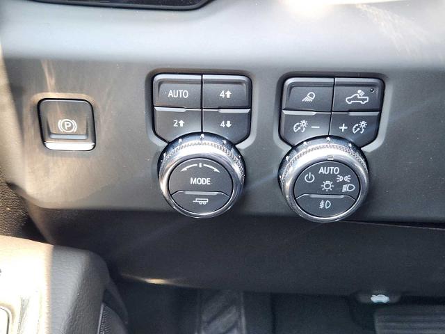 2024 GMC Sierra 2500 HD Vehicle Photo in DENTON, TX 76210-9321