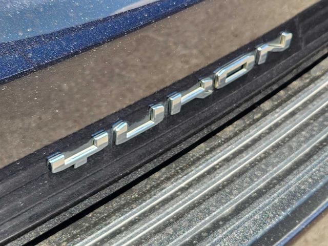 2023 GMC Yukon Vehicle Photo in DENTON, TX 76210-9321