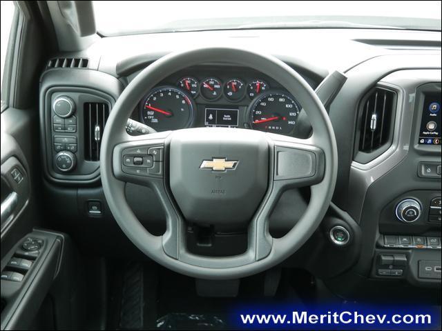 2024 Chevrolet Silverado 1500 Vehicle Photo in MAPLEWOOD, MN 55119-4794