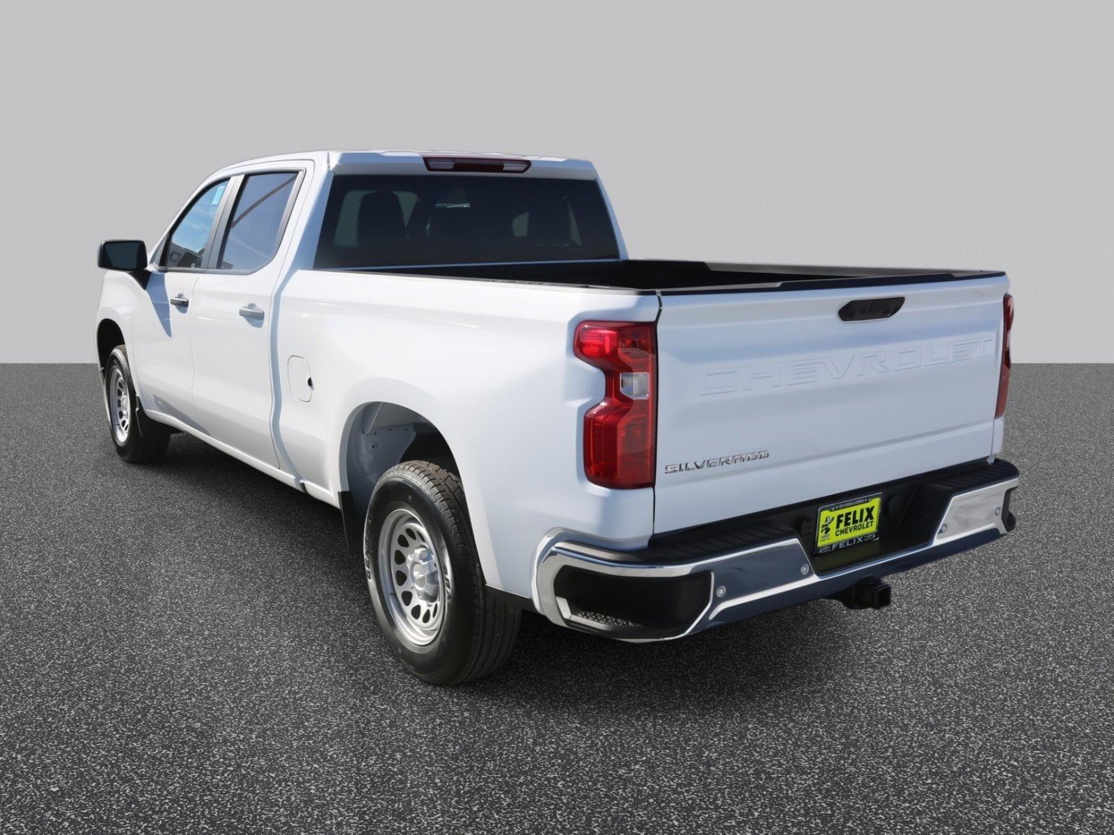 2025 Chevrolet Silverado 1500 Vehicle Photo in LOS ANGELES, CA 90007-3794