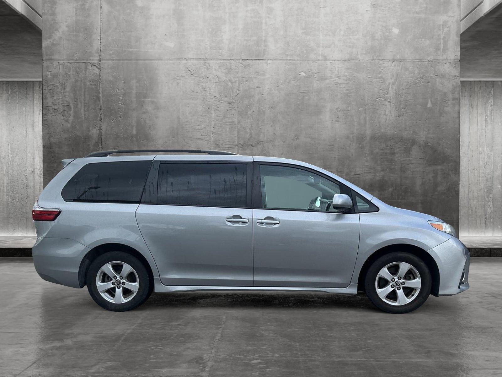 2020 Toyota Sienna Vehicle Photo in Hollywood, FL 33021