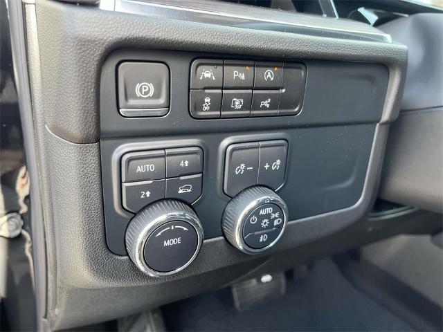 2025 Chevrolet Tahoe Vehicle Photo in ALCOA, TN 37701-3235