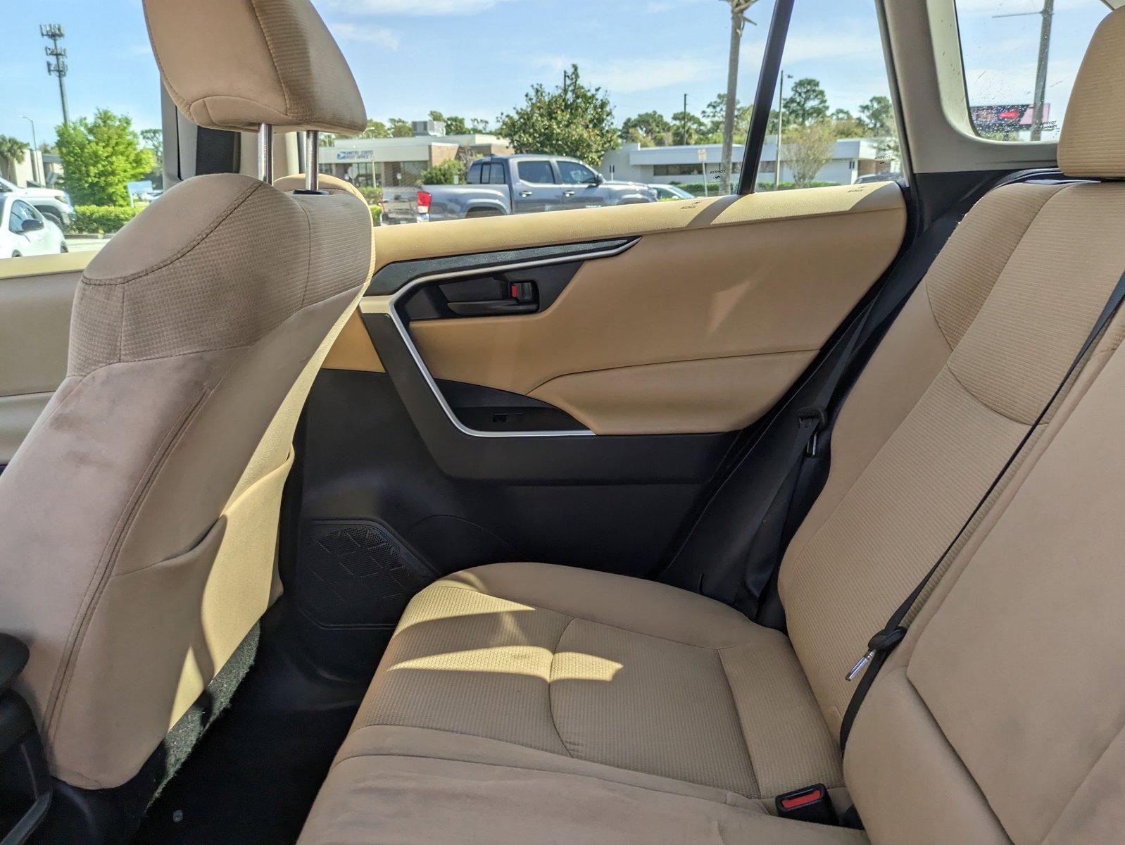 2021 Toyota RAV4 Vehicle Photo in Winter Park, FL 32792