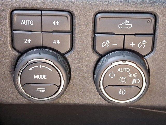 2024 Chevrolet Silverado 1500 Vehicle Photo in LANCASTER, PA 17601-0000