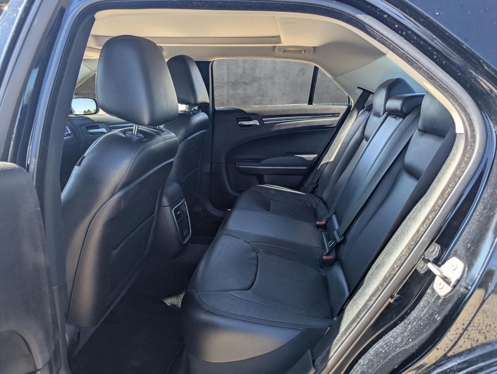 2016 Chrysler 300 Vehicle Photo in CORPUS CHRISTI, TX 78412-4902