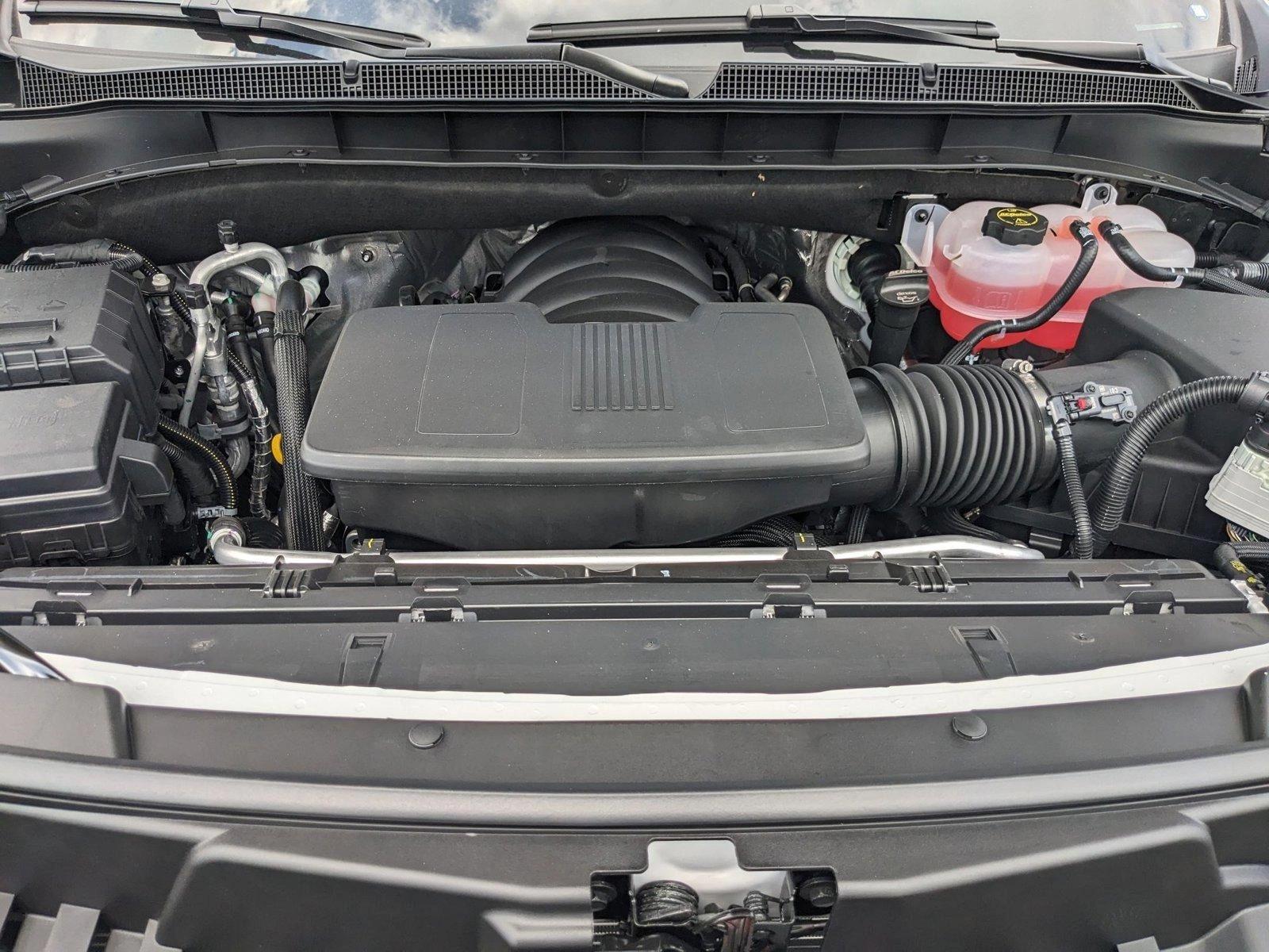 2025 Chevrolet Suburban Vehicle Photo in MIAMI, FL 33172-3015