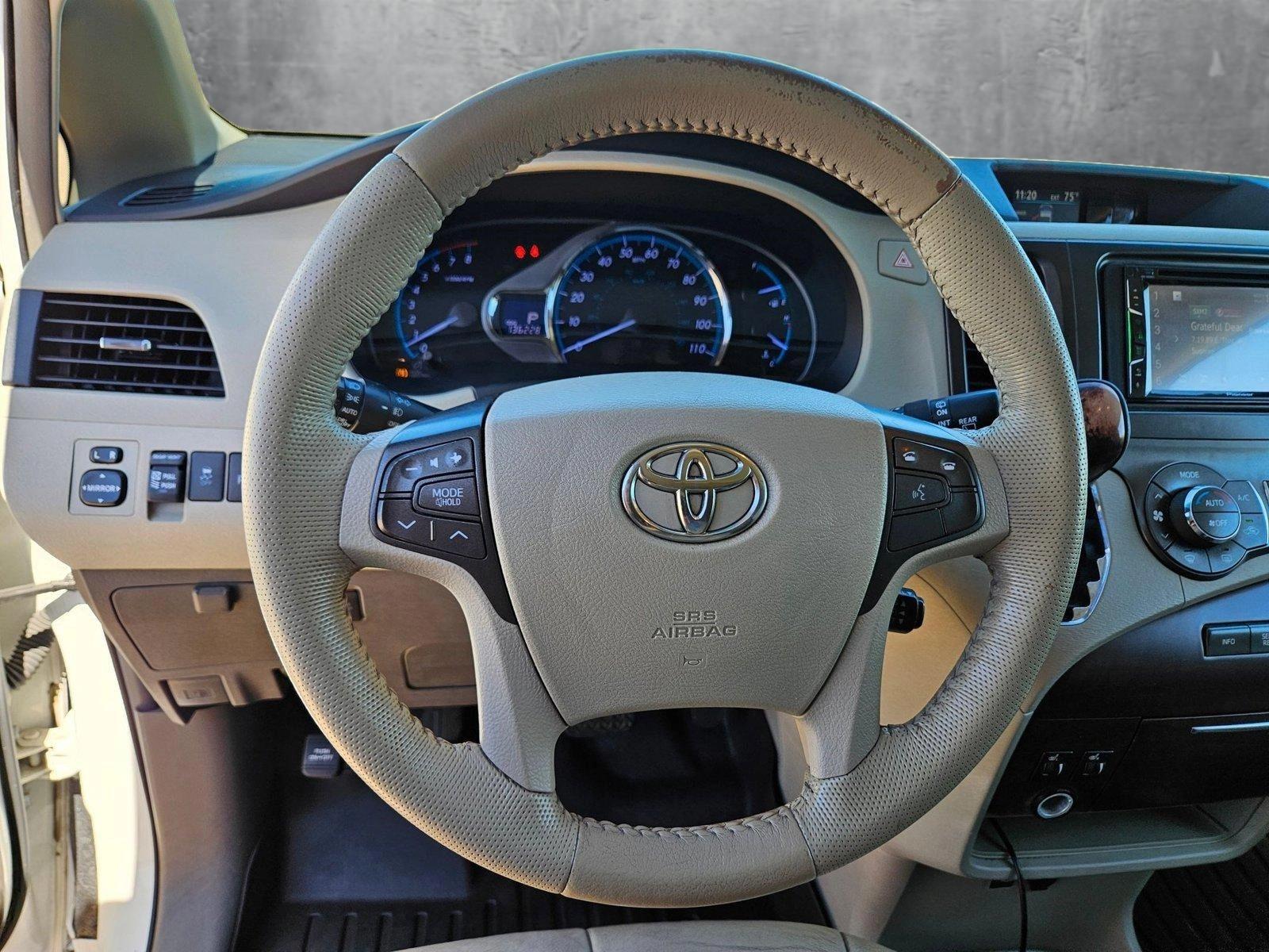2014 Toyota Sienna Vehicle Photo in WACO, TX 76710-2592