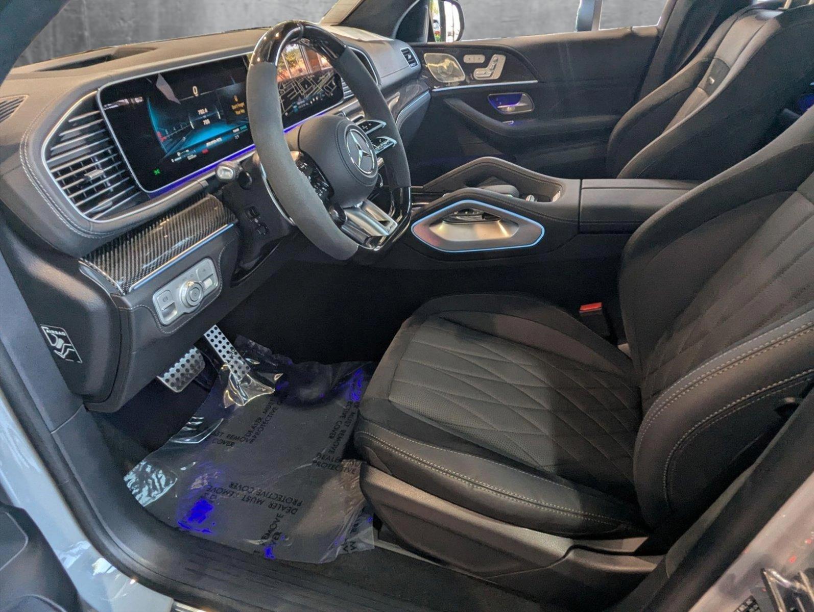 2025 Mercedes-Benz GLE Vehicle Photo in Delray Beach, FL 33444