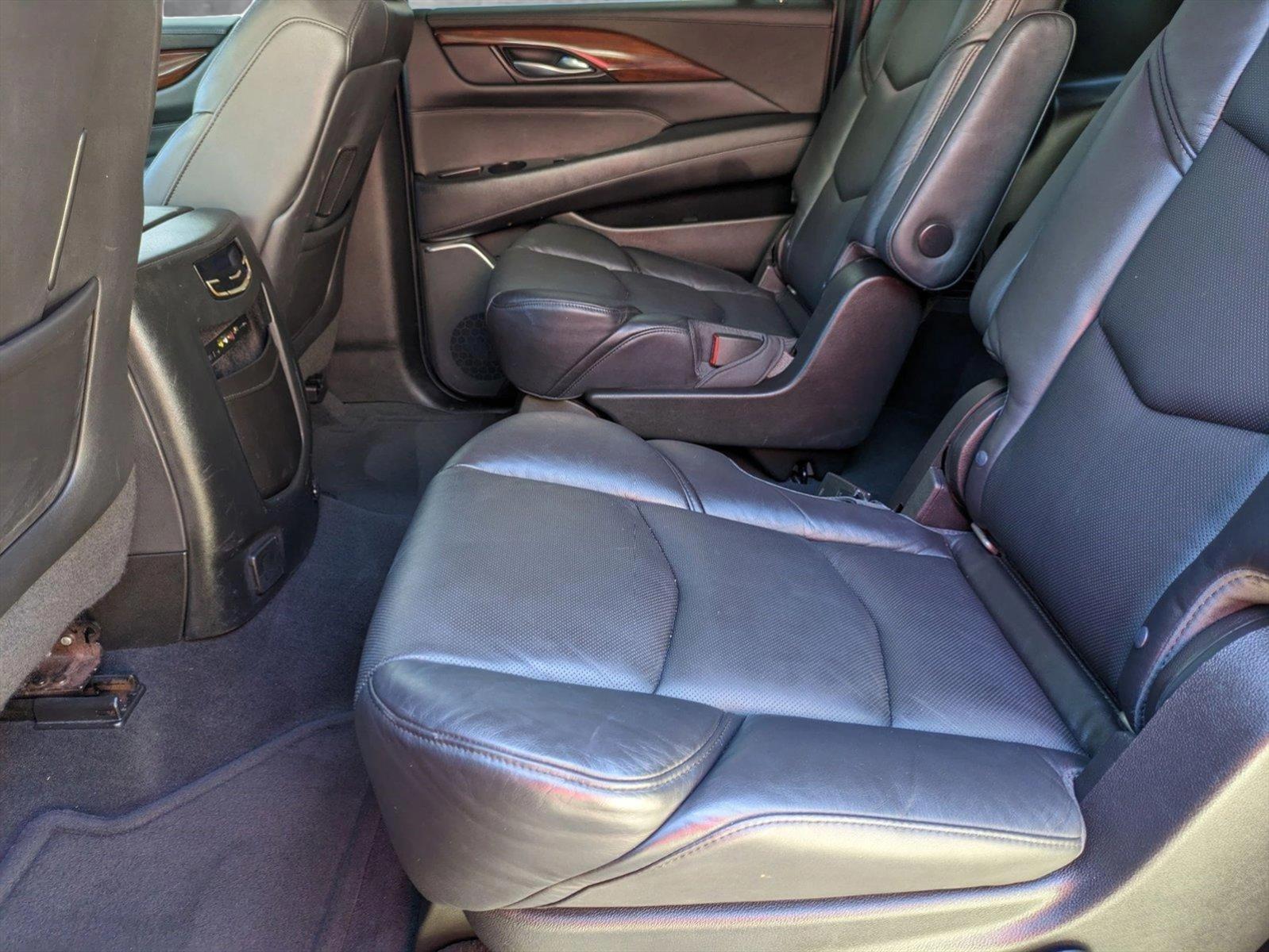 2015 Cadillac Escalade ESV Vehicle Photo in GREENACRES, FL 33463-3207