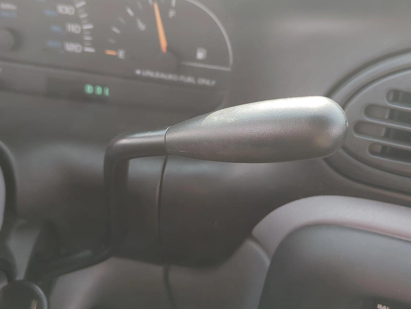 2000 Dodge Caravan Vehicle Photo in Ft. Myers, FL 33907