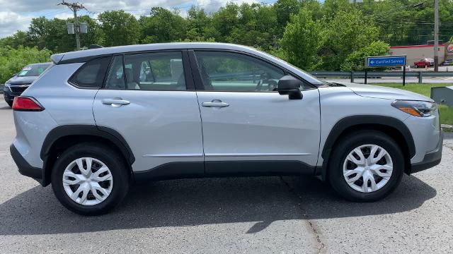 2024 Toyota Corolla Cross Vehicle Photo in MOON TOWNSHIP, PA 15108-2571