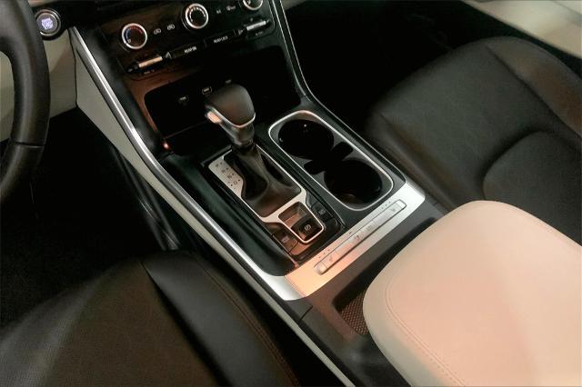 2024 Kia Carnival Vehicle Photo in Lees Summit, MO 64086