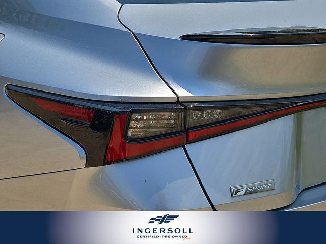 2021 Lexus IS Vehicle Photo in WATERTOWN, CT 06795-3318