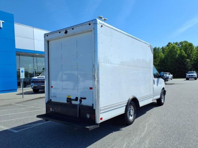 2020 Chevrolet Express Cutaway 3500 Vehicle Photo in EMPORIA, VA 23847-1235