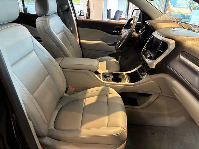2023 GMC Acadia Vehicle Photo in Pleasant Hills, PA 15236