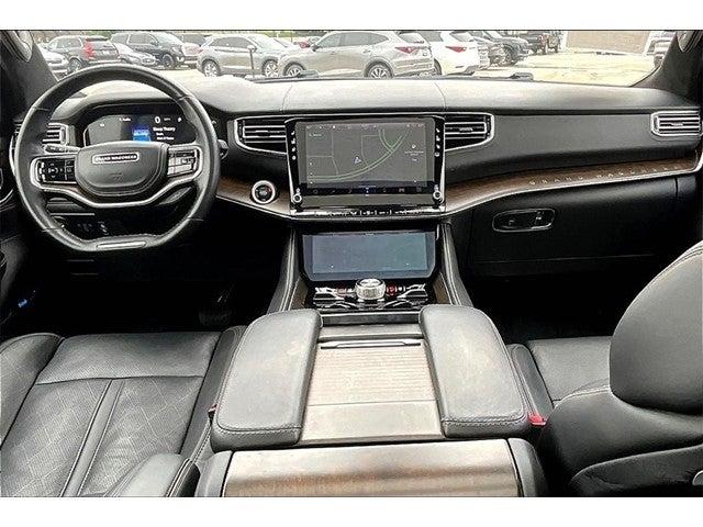 2023 Jeep Grand Wagoneer Vehicle Photo in Grapevine, TX 76051