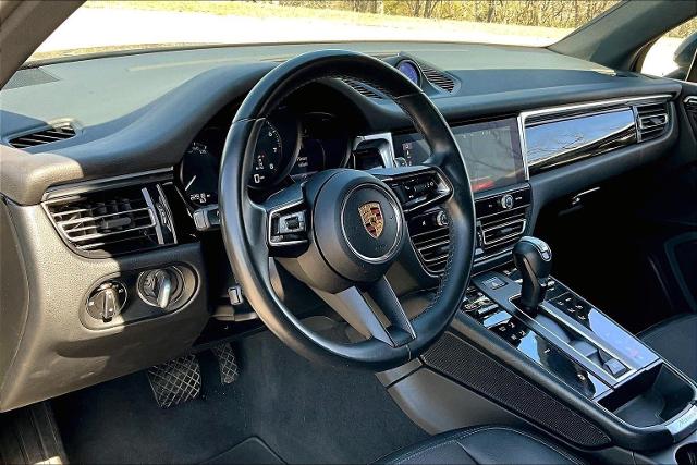 2022 Porsche Macan Vehicle Photo in Tulsa, OK 74145