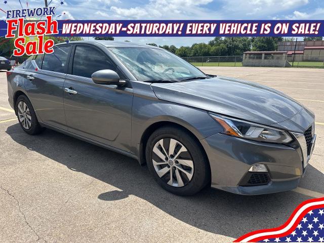 2020 Nissan Altima Vehicle Photo in Ennis, TX 75119-5114