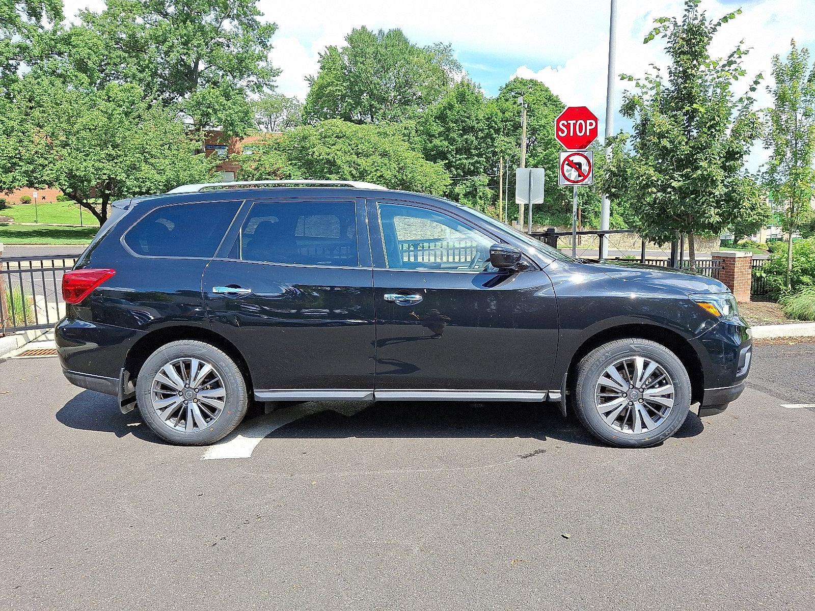 2020 Nissan Pathfinder Vehicle Photo in Jenkintown, PA 19046