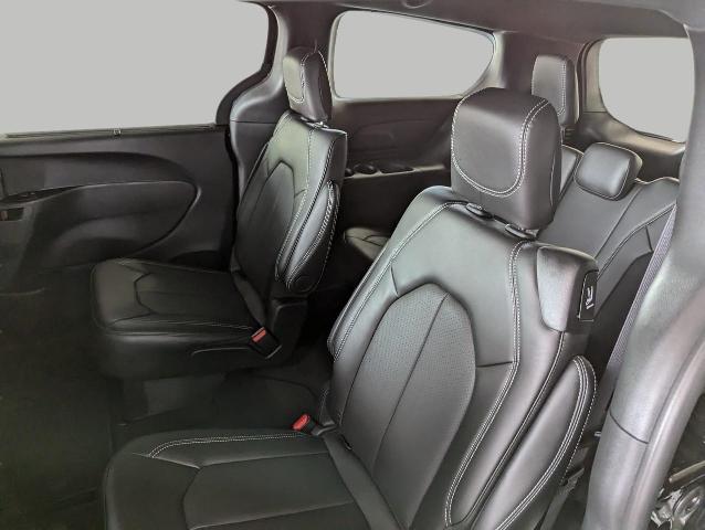 2025 Chrysler Pacifica Vehicle Photo in Oshkosh, WI 54901