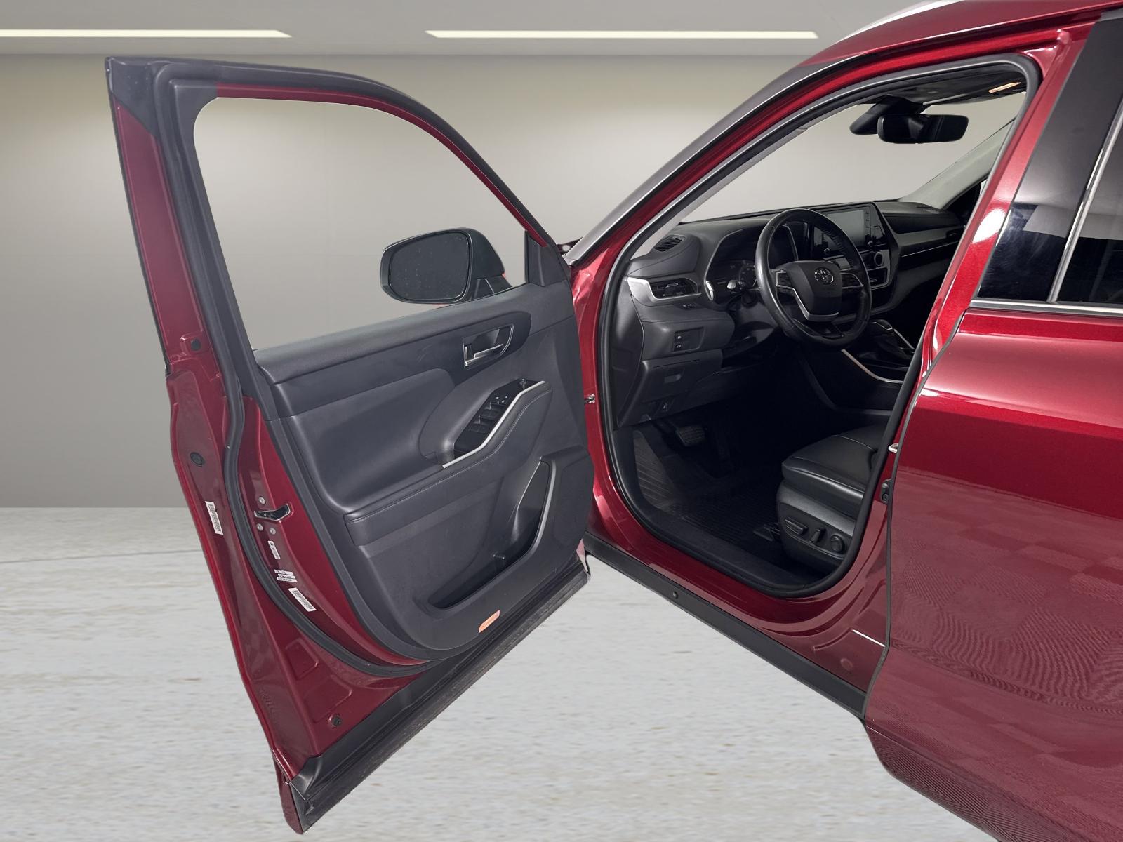 2022 Toyota Highlander Vehicle Photo in Georgetown, TX 78626