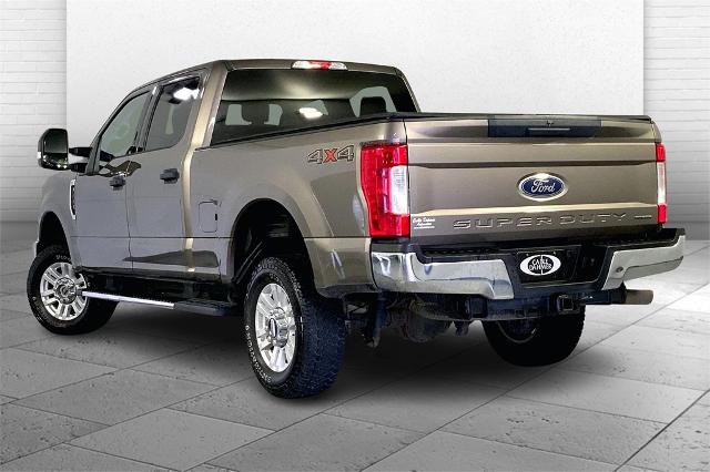 2018 Ford Super Duty F-250 SRW Vehicle Photo in Lees Summit, MO 64086