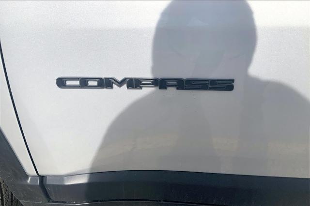 2025 Jeep Compass Vehicle Photo in Kansas City, MO 64114
