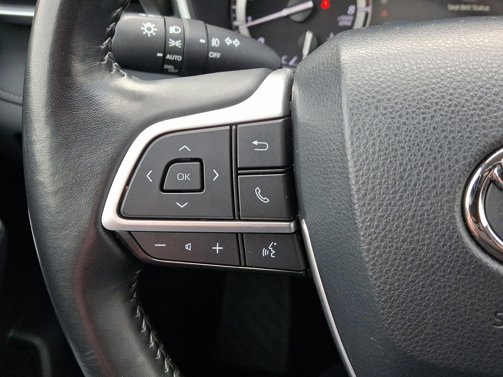 2022 Toyota Highlander Vehicle Photo in Harrisburg, PA 17111