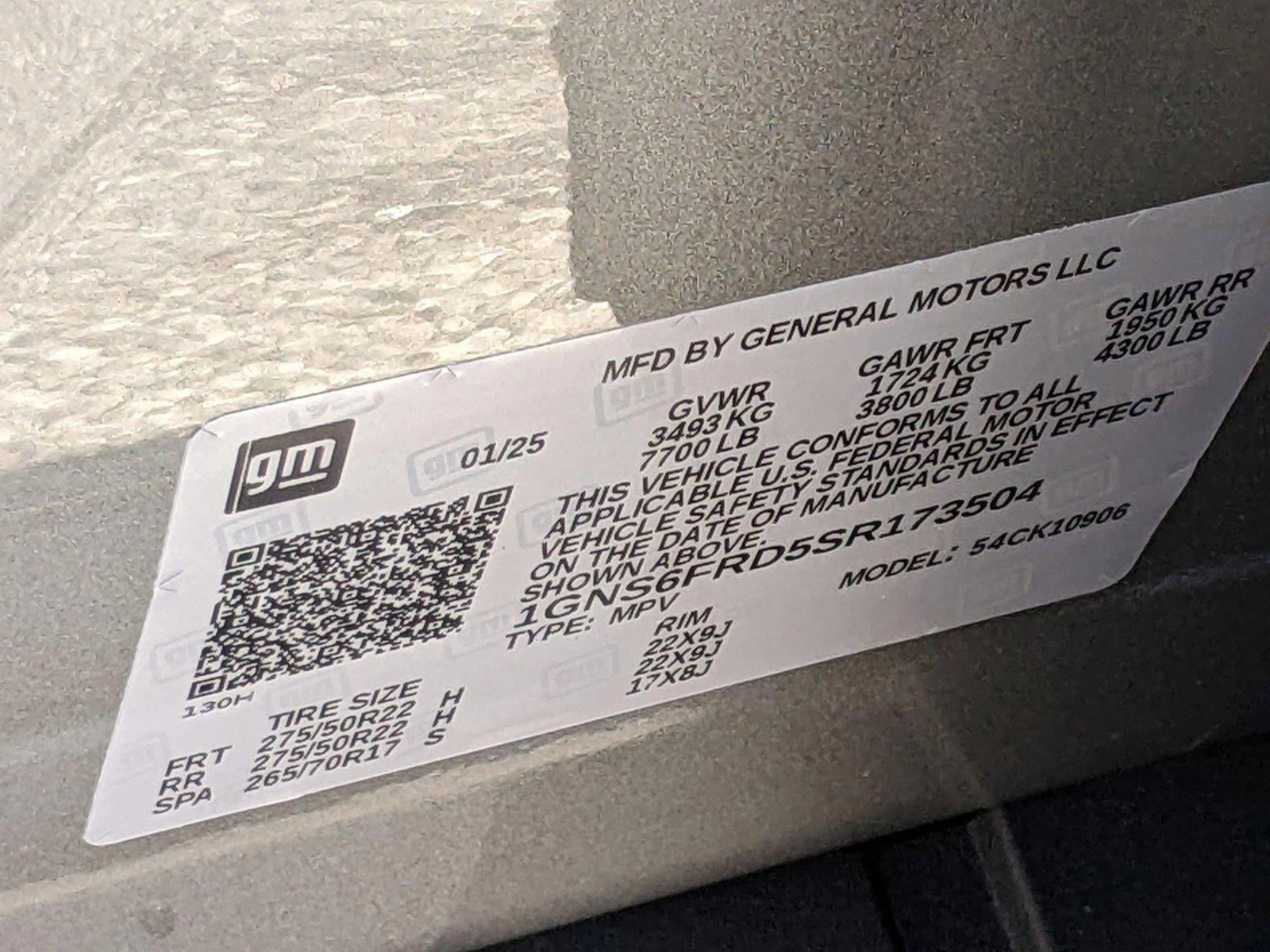2025 Chevrolet Suburban Vehicle Photo in TIMONIUM, MD 21093-2300